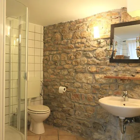 Gaestehaus Weingewoelbe 3*